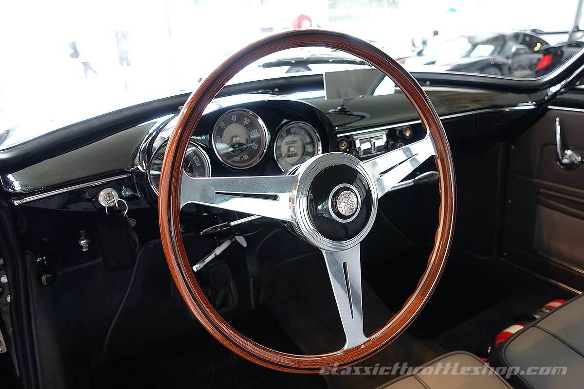 1957-Alfa-Romeo-Giulietta-Sprint-Black-36
