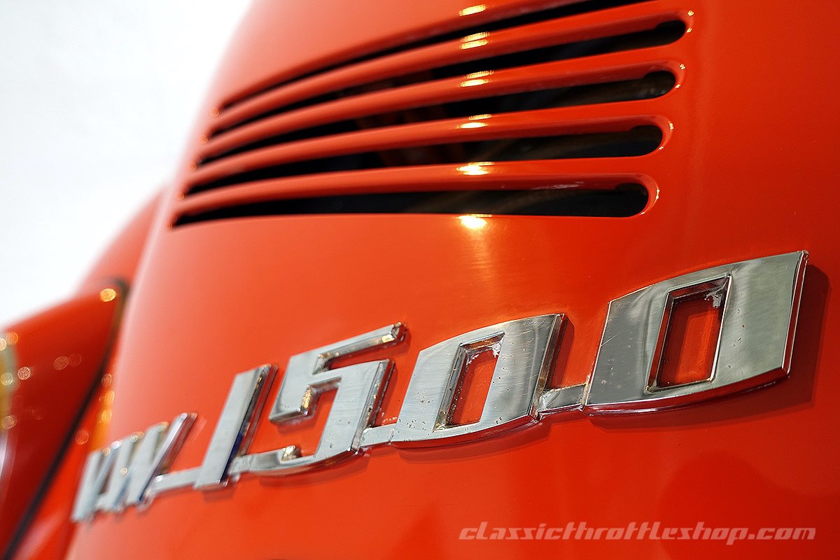 1970-Volkswagen-Beetle-1500-Signal-Orange-18