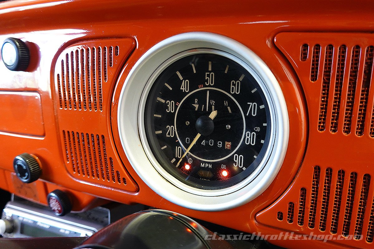 1970-Volkswagen-Beetle-1500-Signal-Orange-29