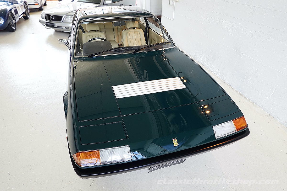 1975-Ferrari-365-GT4-Verde-Medio-12