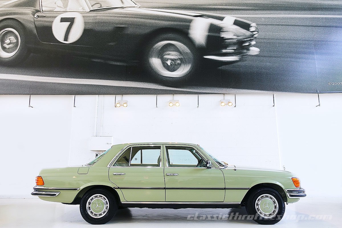 1976-Mercedes-Benz-280-SE-Caledonia-Green-7