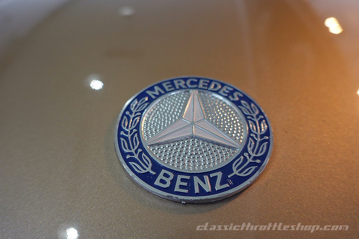1986-Mercedes-Benz-560-SL-Champagne-Gold-23
