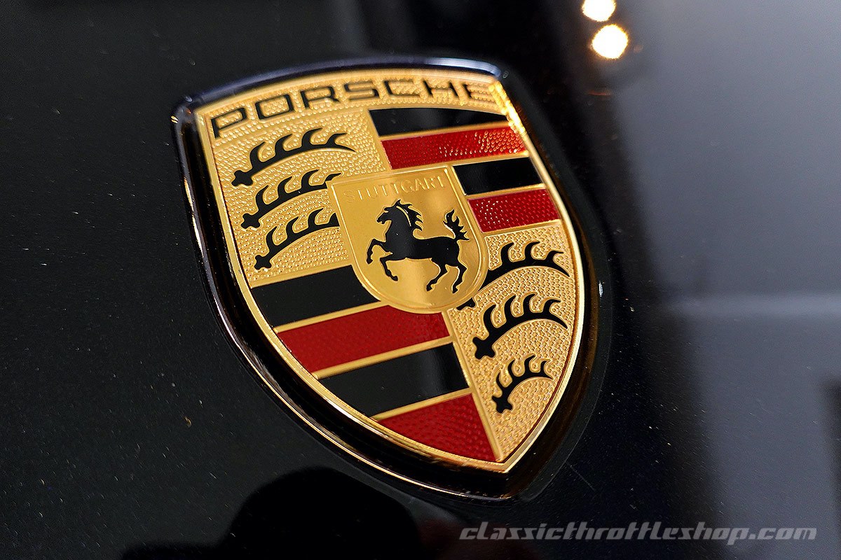 2016-Porsche-991.2-911-Targa-4-S-Black-24
