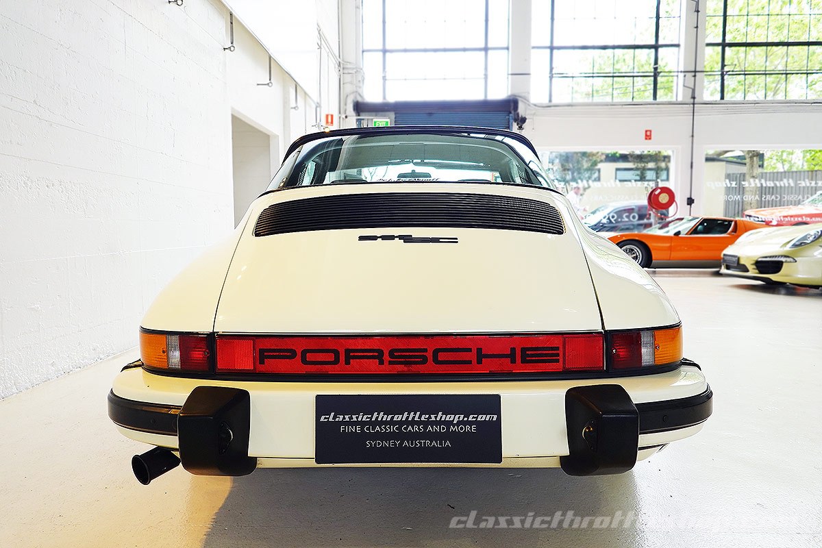 1982-Porsche-911-SC-Targa-Chiffron-White-5