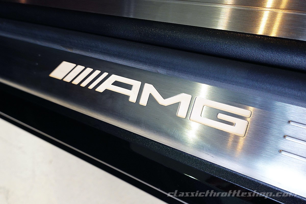 2013-Mercedes-Benz-SL-63-AMG-Obsidian-Black-48