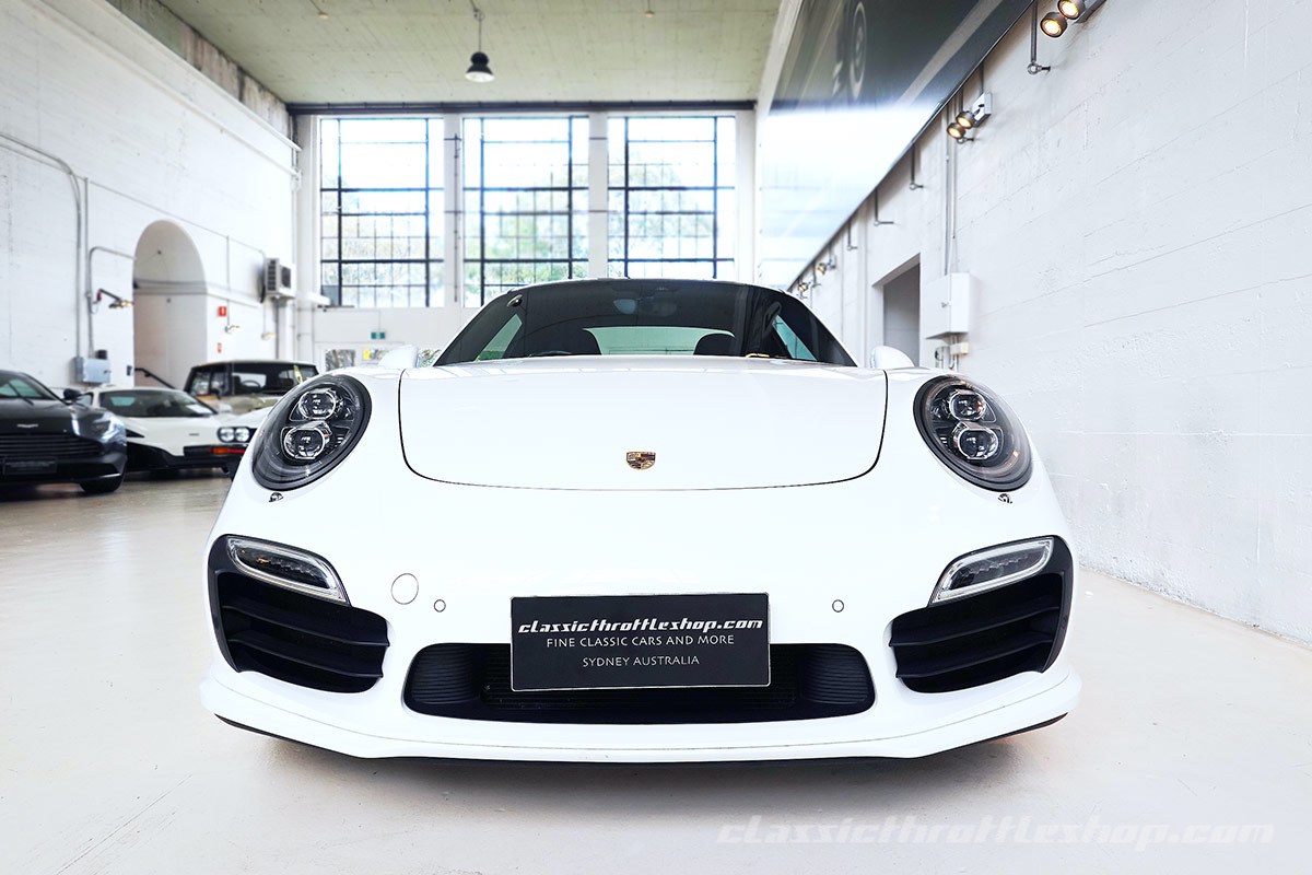 2014-Porsche-991-Turbo-S-Carrara-White-2