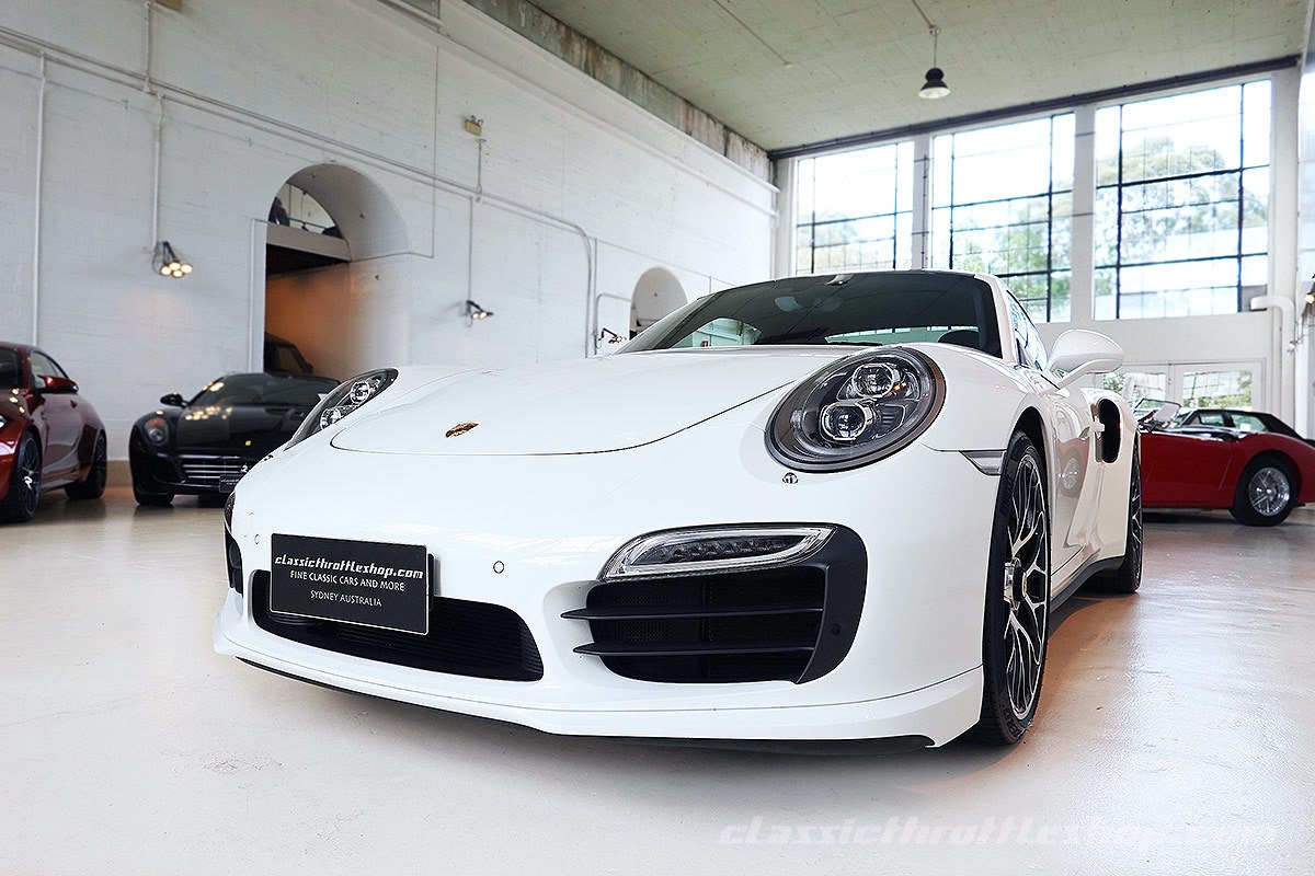 2014-Porsche-991-Turbo-S-Carrara-White-3
