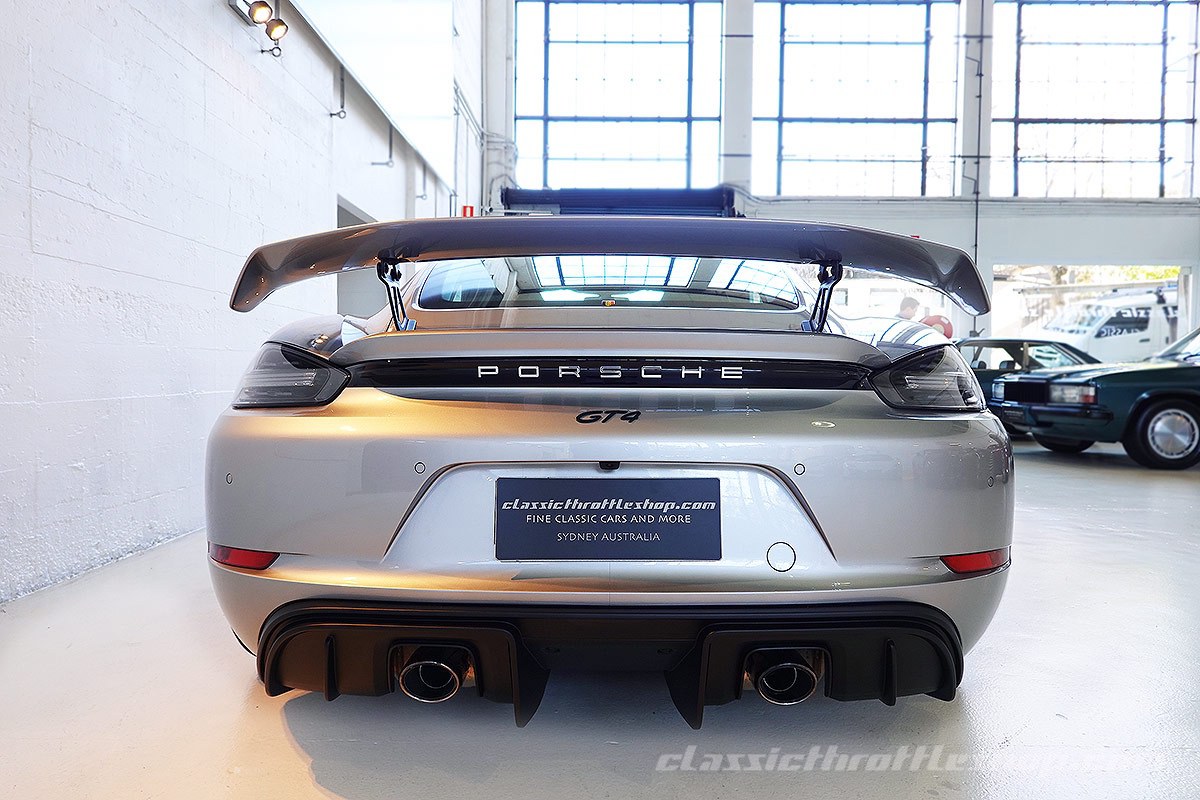 2020-Porsche-718-Cayman-GT4-GT-Silver-5