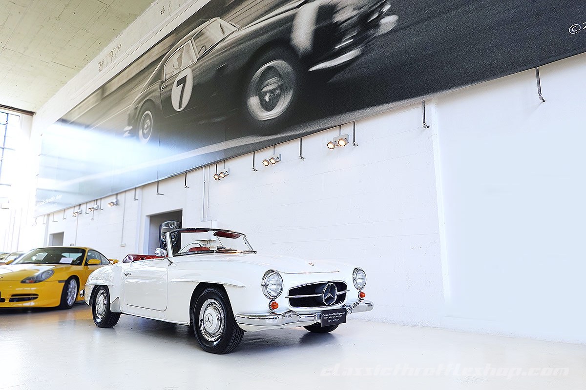 1963-Mercedes-Benz-190-SL-White-15