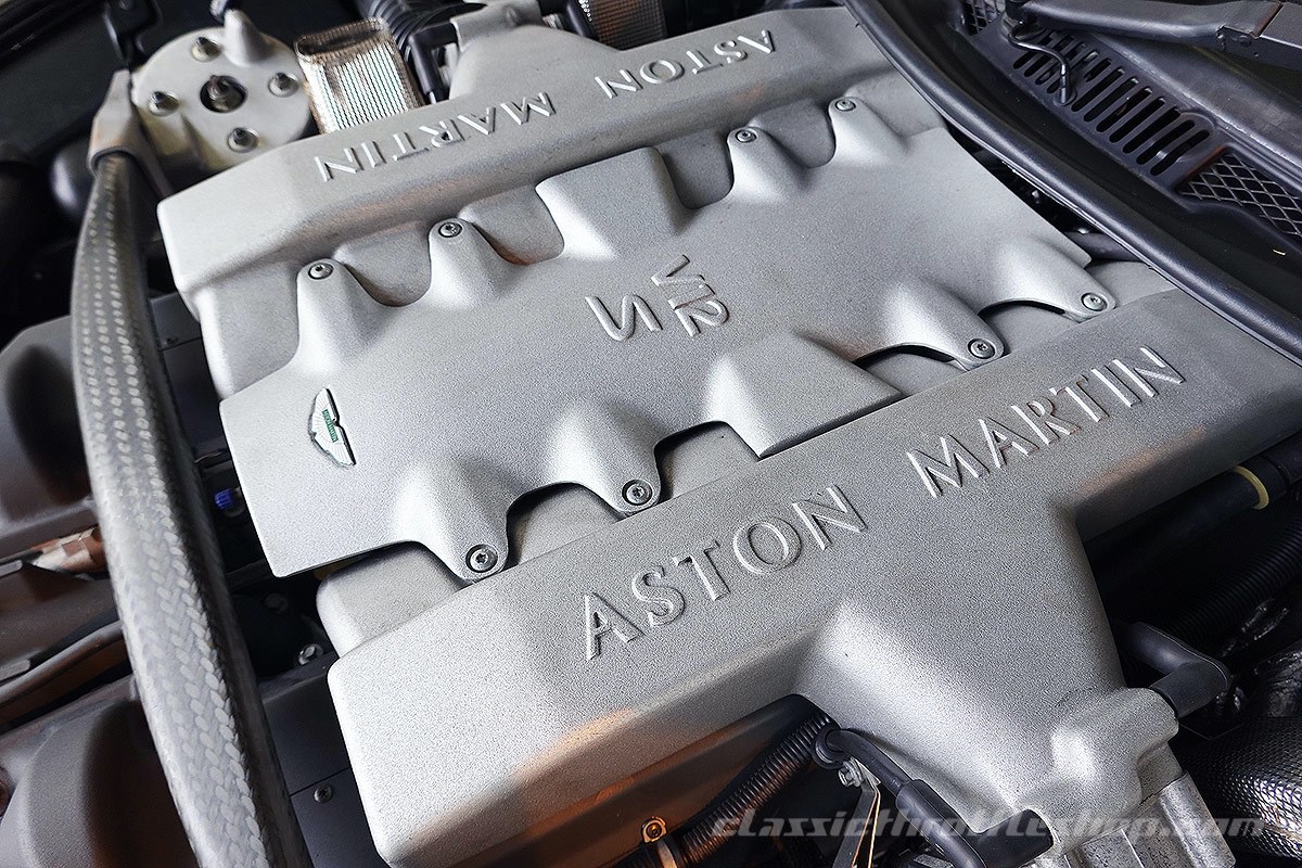 2007-Aston-Martin-Vanquish-S-Onyx-Black-29