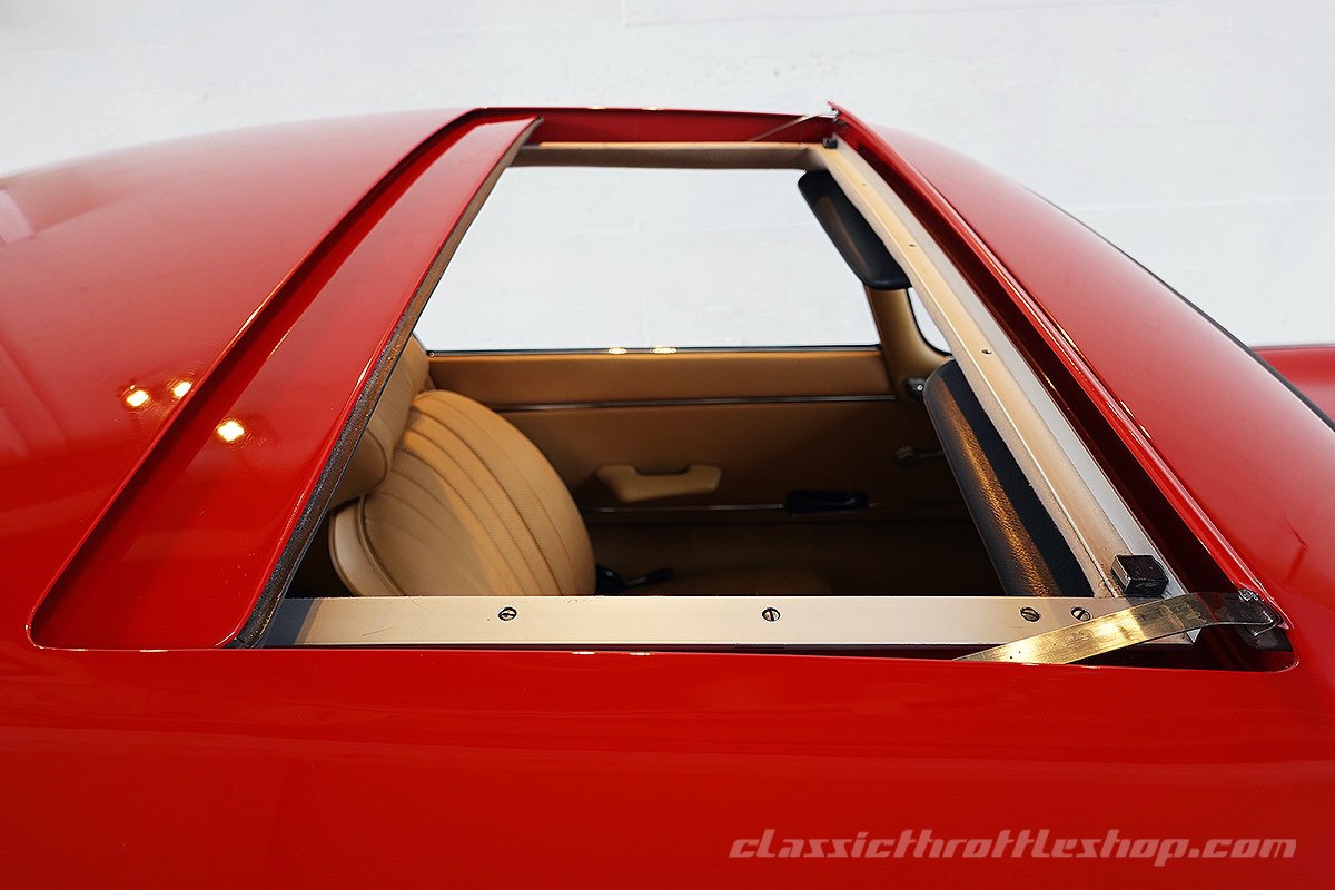 1973-Jaguar-E-Type-S3-V12-FHC-Red-20