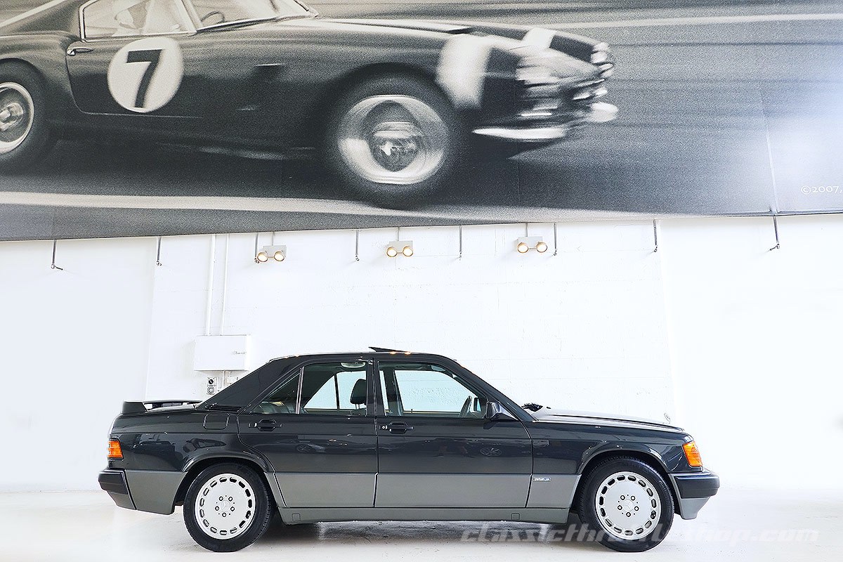 1990-Mercedes-Benz-190-E-2.6-Sportline-7