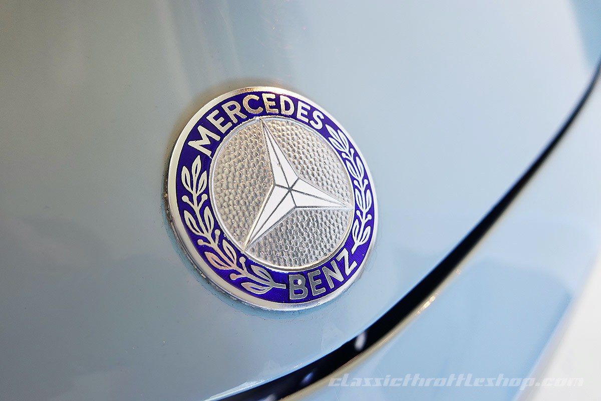 1964-Mercedes-Benz-230-SL-Horizon-Blue-26