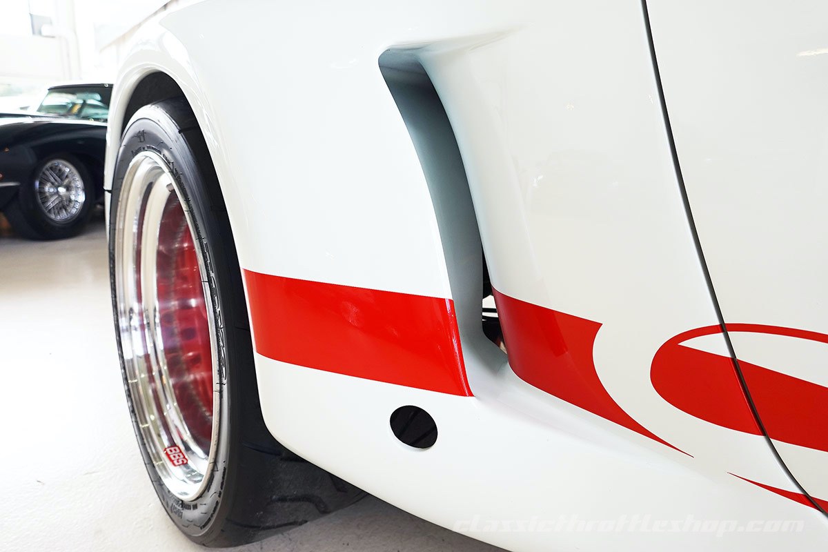 1975-Porsche-911-RSR-Tribute-GP-White-23