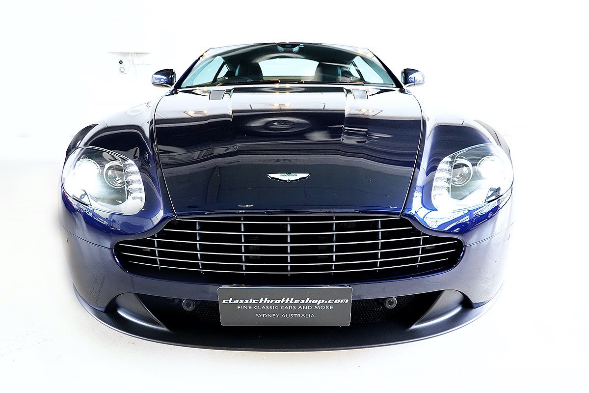 2015-Aston-Martin-V8-Vantage-Midnight-Blue-9