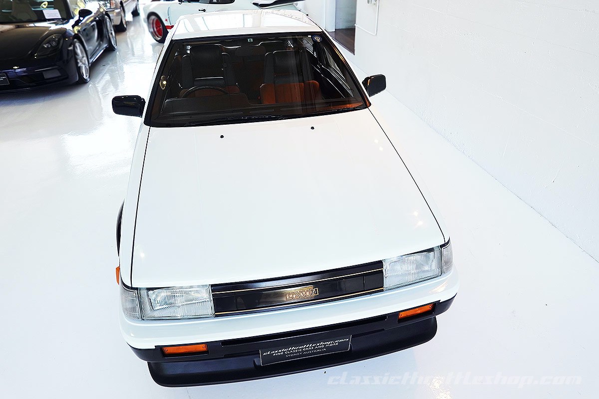 1984-Toyota-Corolla-Levin-1600-GT-APEX-White-12