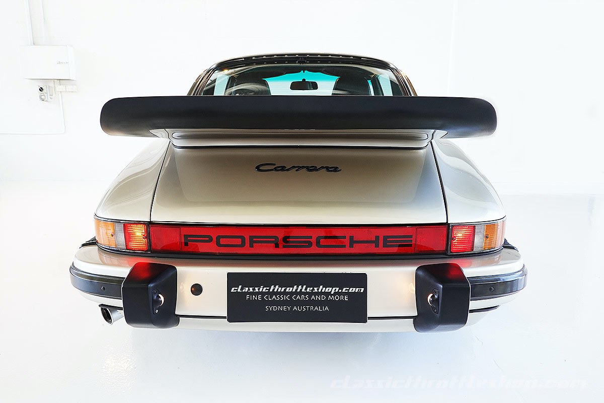 1985-Porsche-911-Carrera-Weissgold-Metallic-10