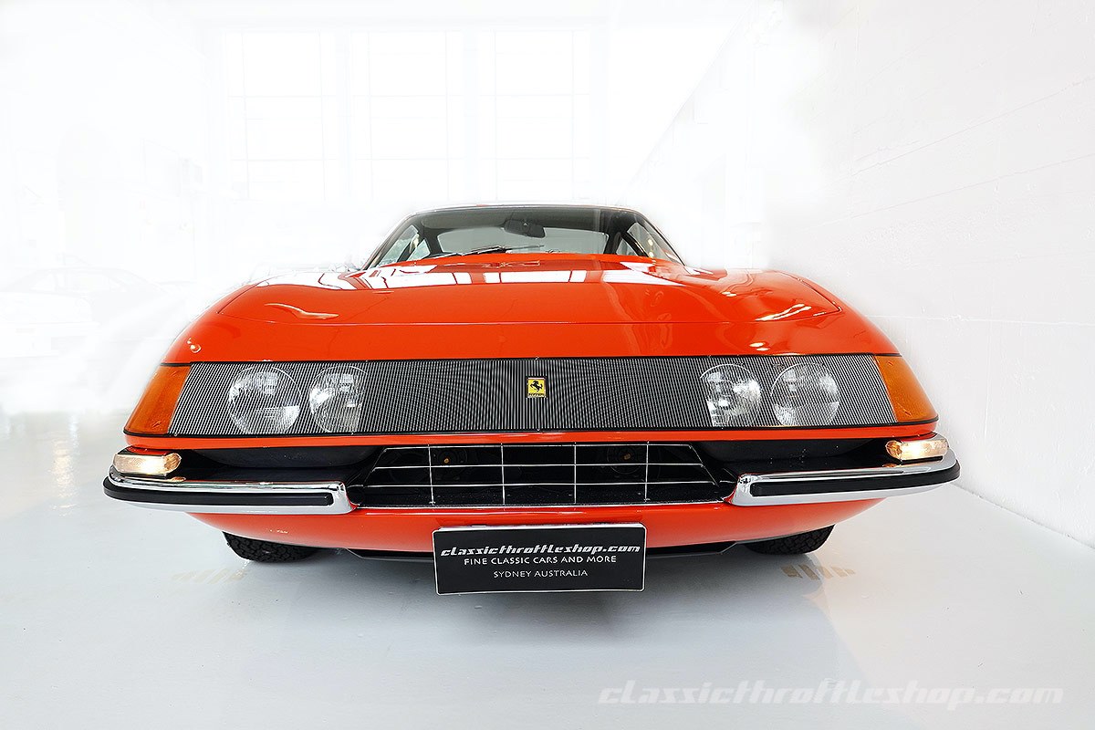 1970-Ferrari-365-GTB-Daytona-Plexiglass-Rosso-Dino-9
