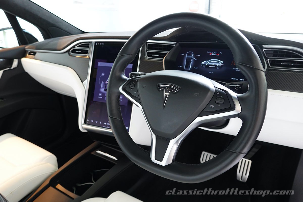 2017-Tesla-Model-X-P100D-Obsidian-Black-41
