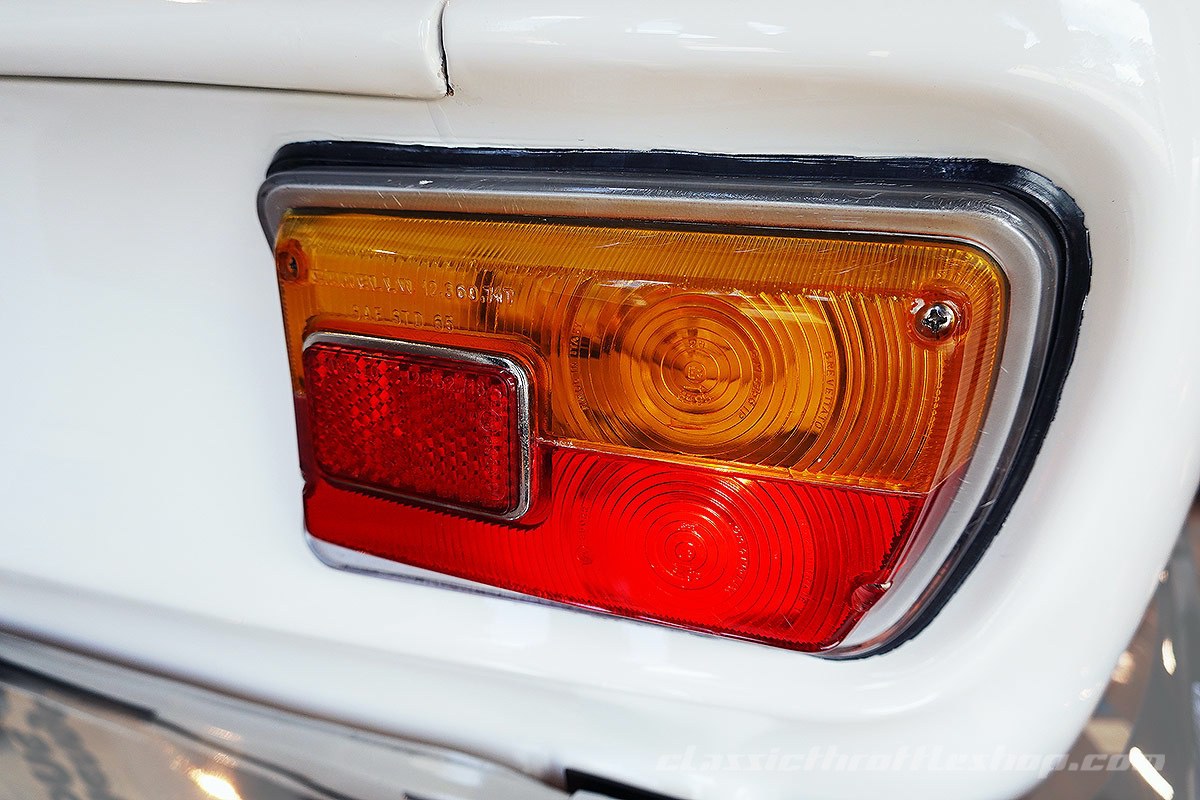 1975-Alfa-Romeo-GT-1600-Junior-Bianco-19