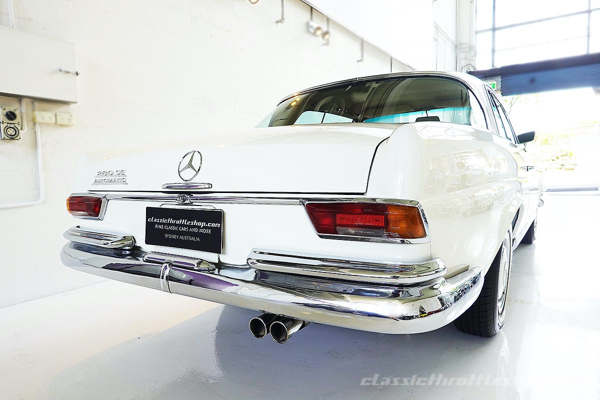 1969-Mercedes-Benz-280-SE-Mercedes-White-6