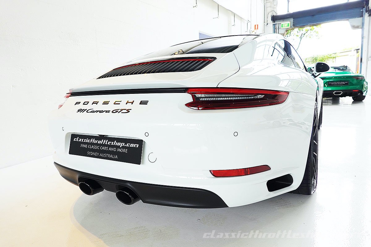 2017-Porsche-991.2-Carrera-GTS-Carrara-White-6