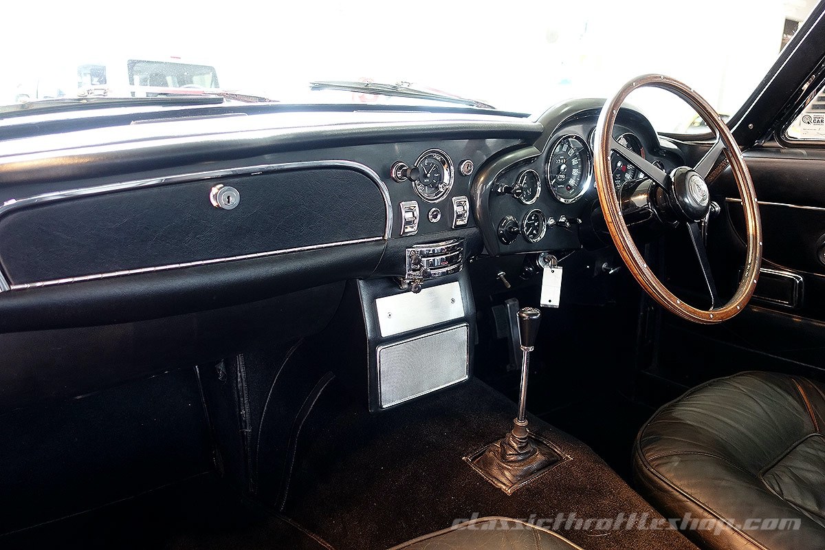 1967-Aston-Martin-DB6-Vantage-Fiesta-Red-38
