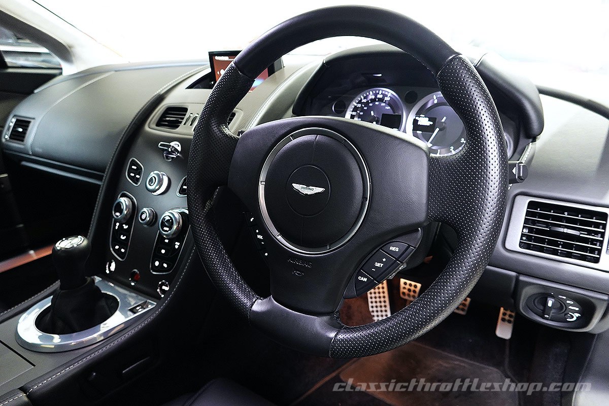 2015-Aston-Martin-V8-Vantage-Midnight-Blue-35