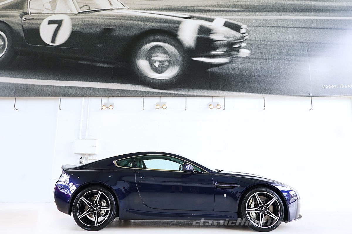 2015-Aston-Martin-V8-Vantage-Midnight-Blue-7