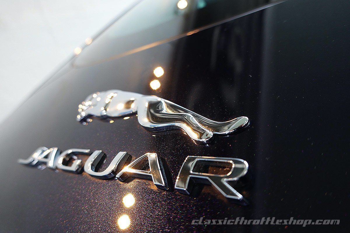 2016-Jaguar-F-Type-Dark-Sapphire-Metallic-26