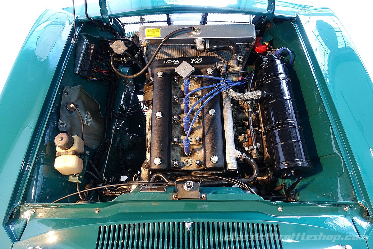 1969-Alfa-Romeo-GT-1300-Junior-Verde-Pino-25