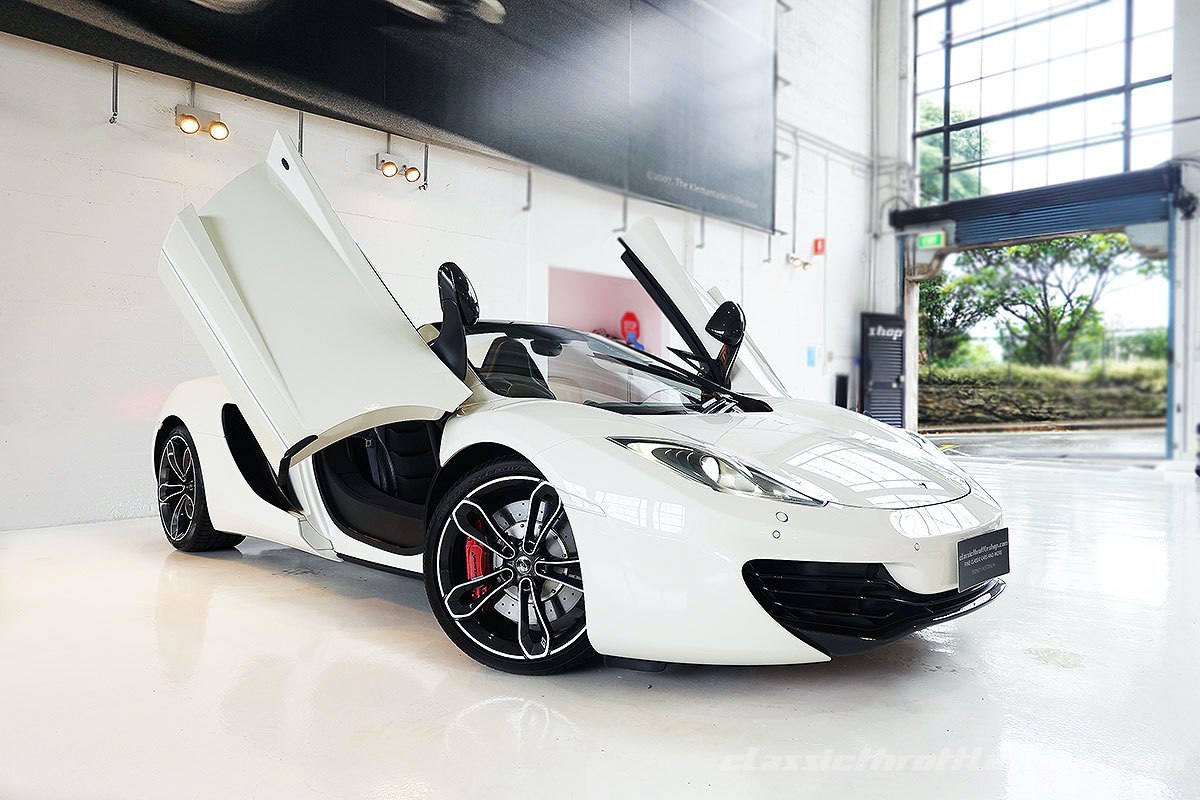 2013-McLaren-12C-Spider-White-9