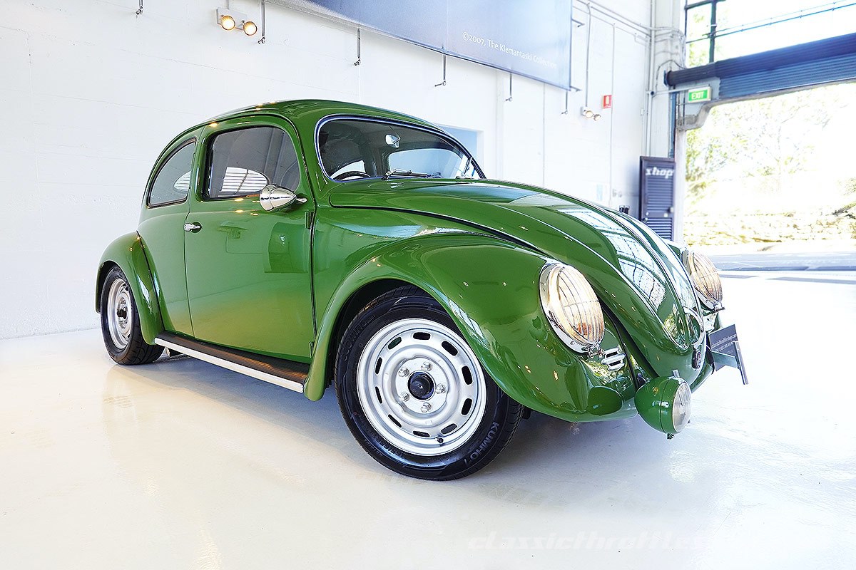 1969-Volkswagen-Beetle-Olive-8