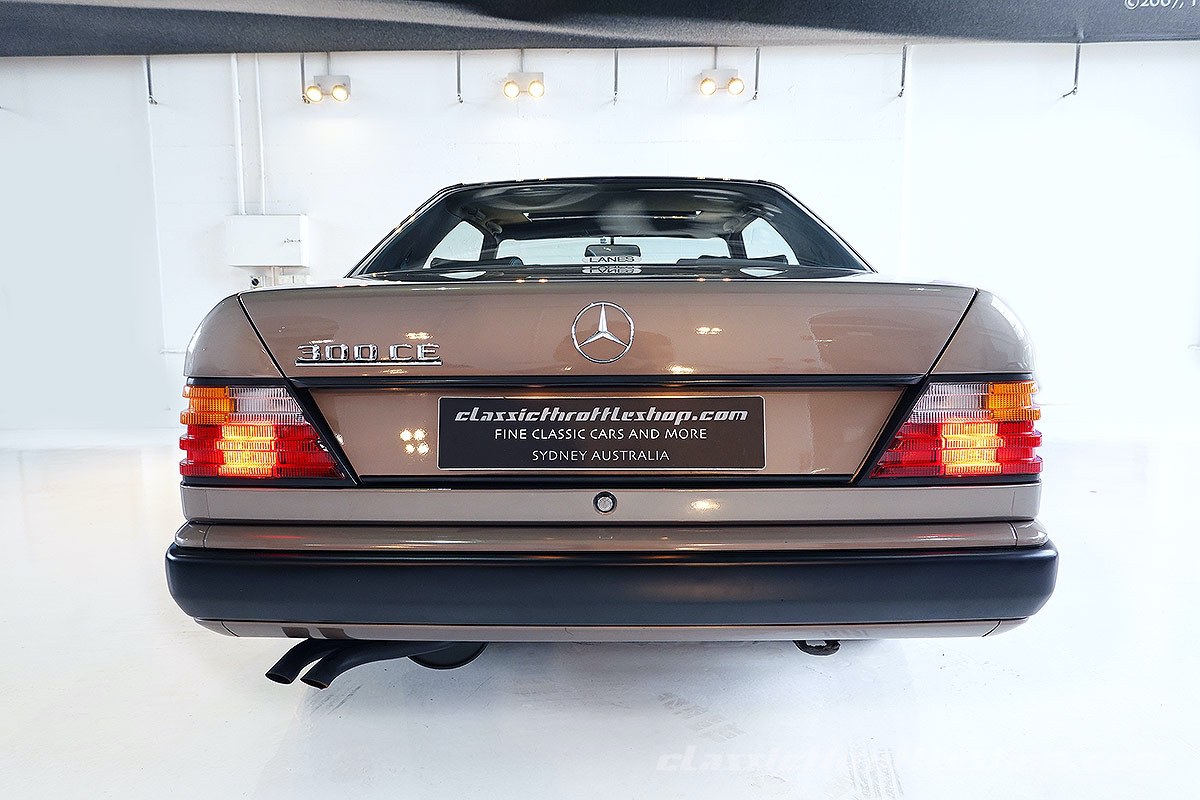 1988-Mercedes-Benz-300-CE-Desert-Taupe-10