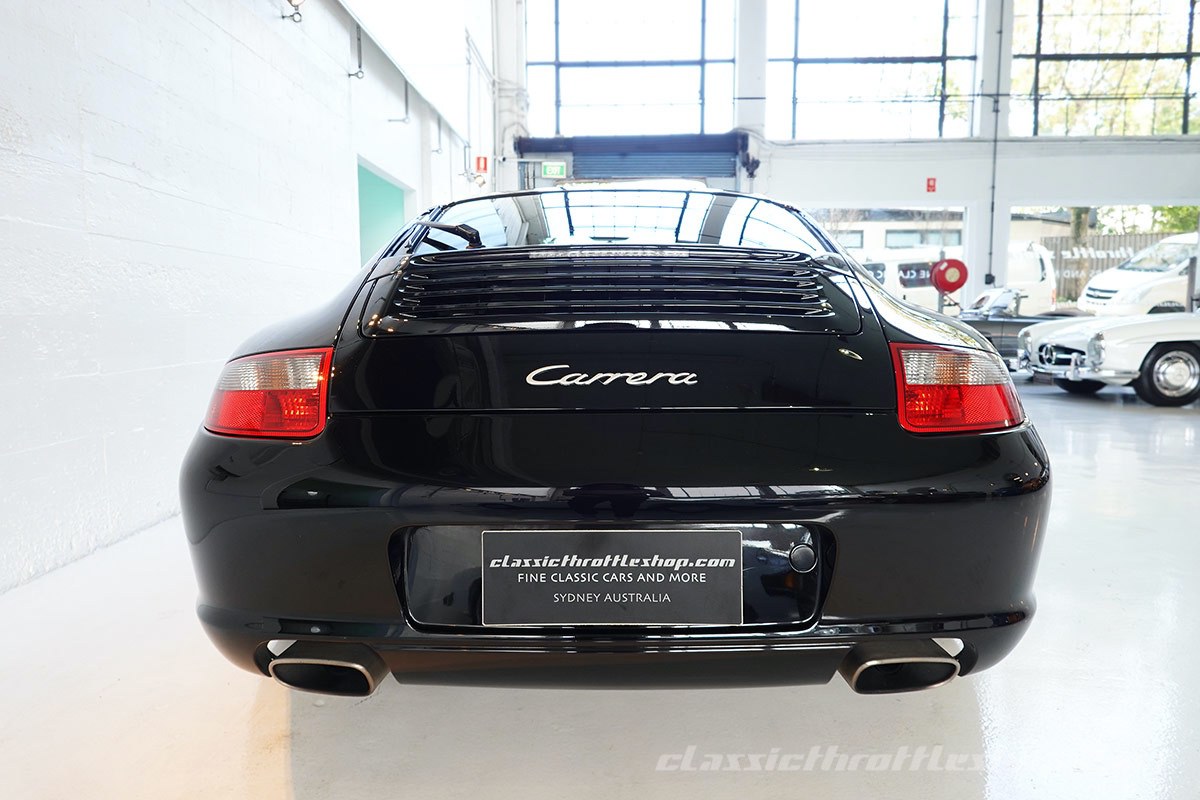 2006-Porsche-997-Carrera-Black-5