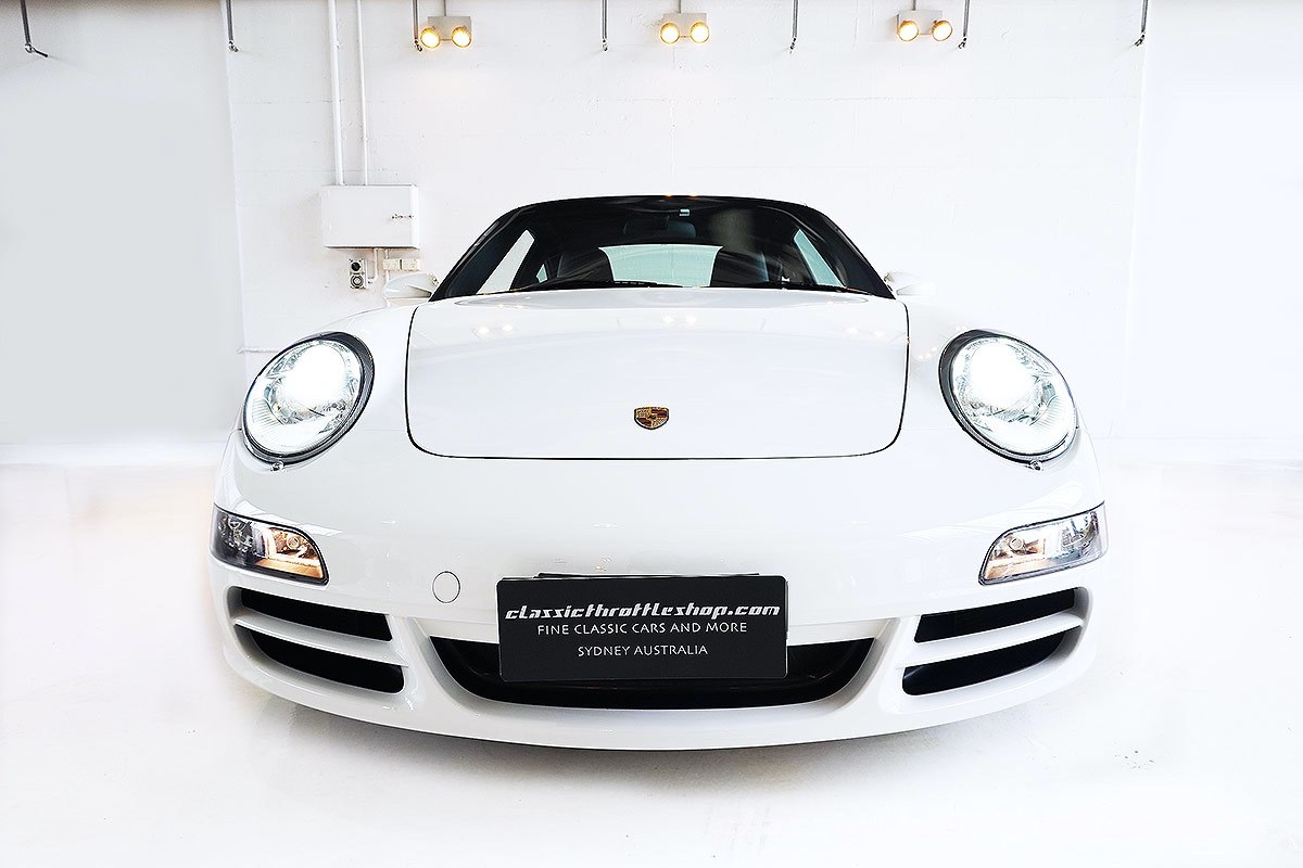 2007-Porsche-997-Carrera-S-Carrara-White-9