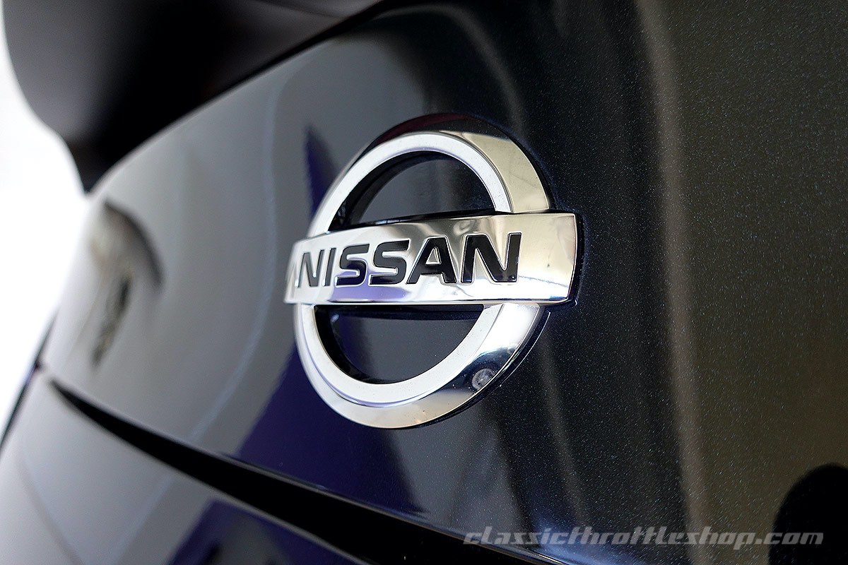 2014-Nissan-R35-GT-R-Black-Edition-23
