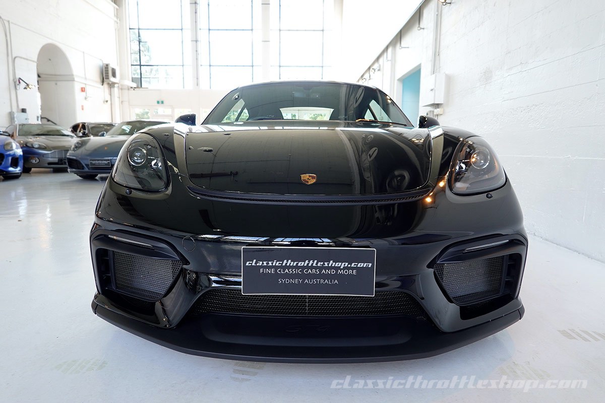 2020-Porsche-718-Cayman-GT4-Basalt-Black-2