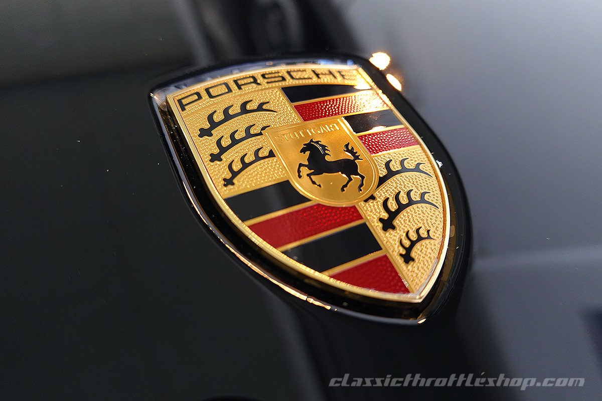 2020-Porsche-718-Cayman-GT4-Basalt-Black-24