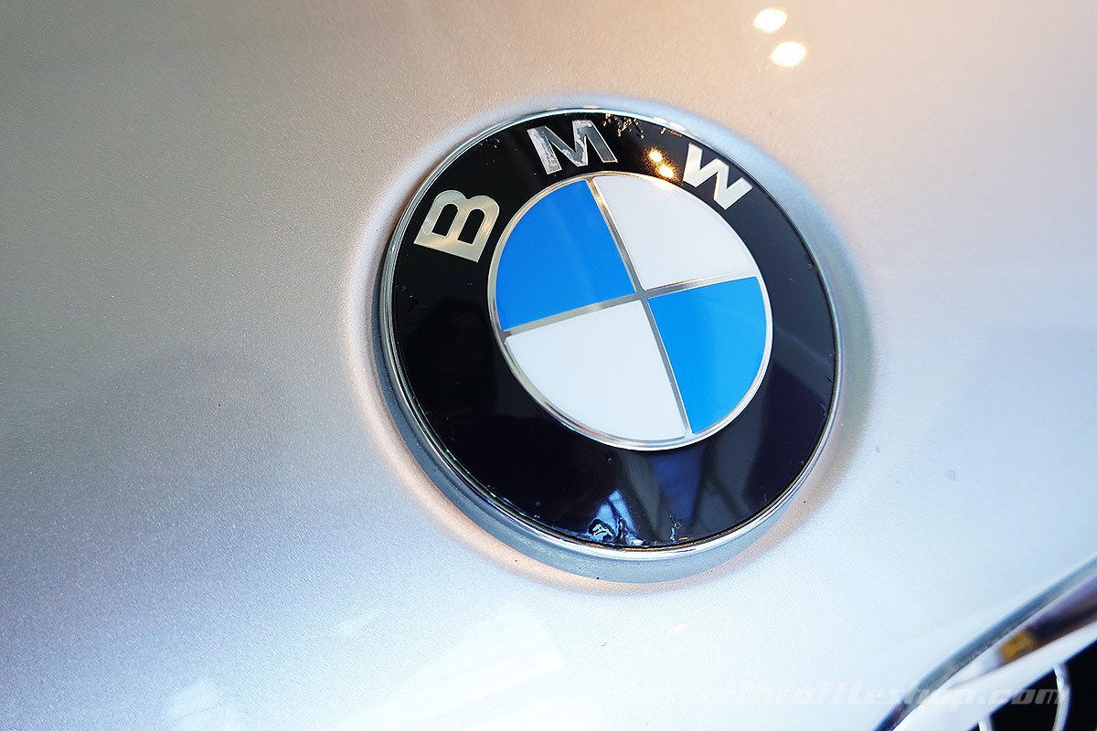2006-BMW-E46-M3-Titanium-Silver-Metallic-23