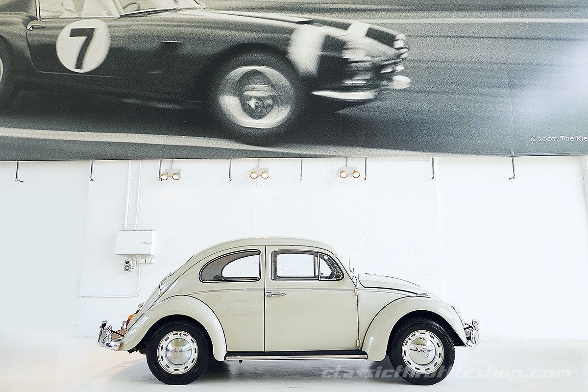 1967-Volkswagen-Beetle-1300-Deluxe-Savannah-Beige-7