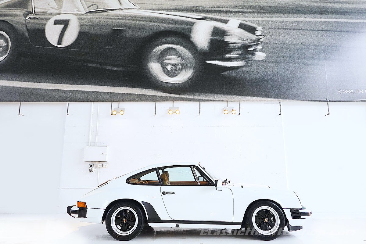 1977-Porsche-911-SC-White-7