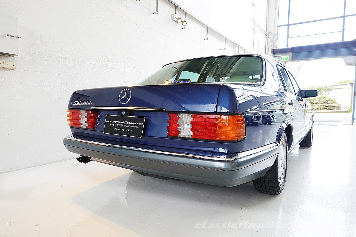 1986-Mercedes-Benz-420-SEL-Nautical-Blue-6