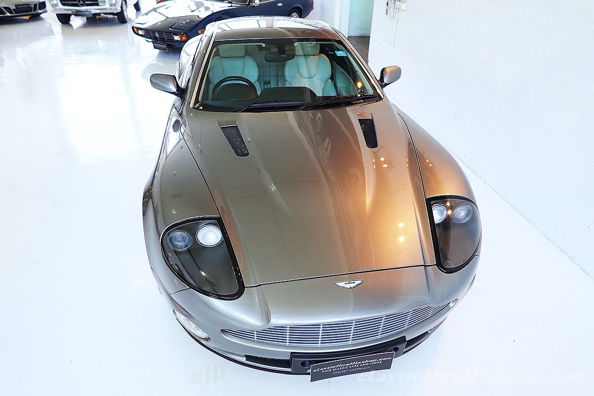 2003-Aston-Martin-V12-Vanquish-Tungsten-Silver-Metallic-12