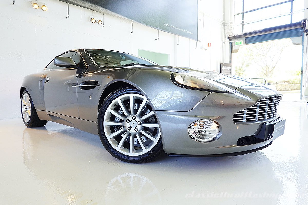 2003-Aston-Martin-V12-Vanquish-Tungsten-Silver-Metallic-8