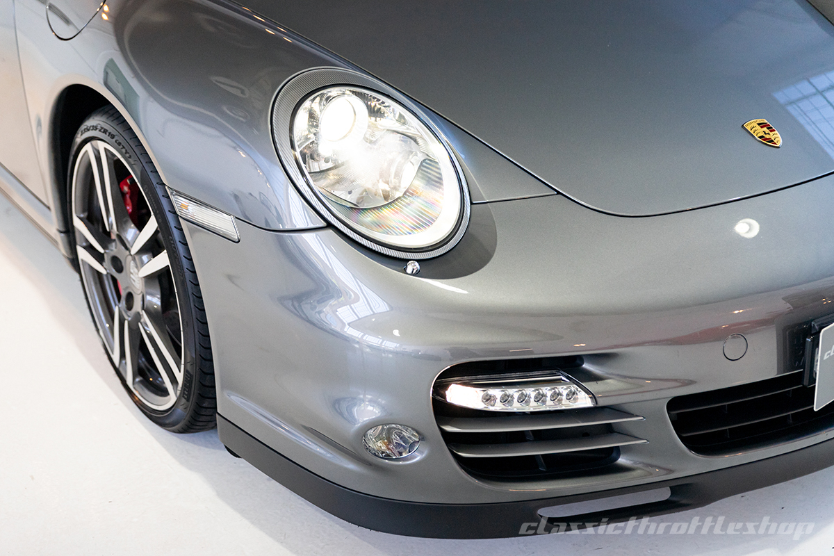 2009-Porsche-911-997-turbo-silver-18