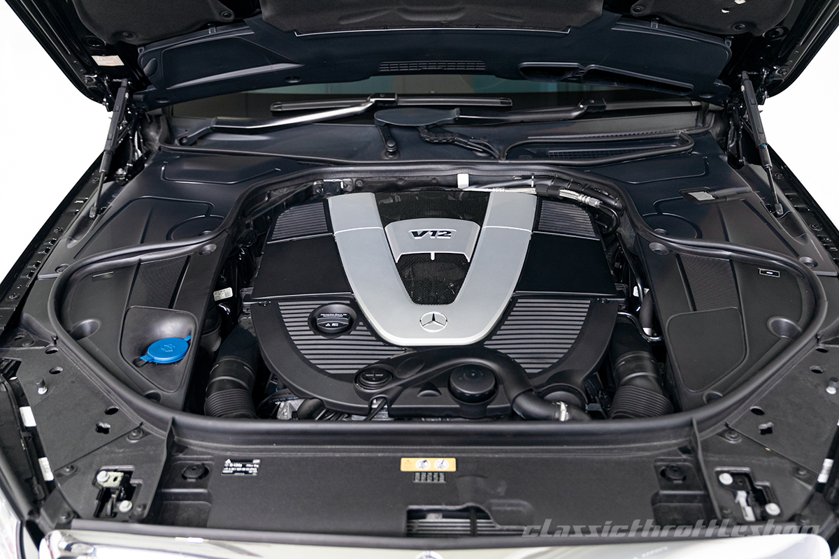 2015-Mercedes-Benz-Maybach-S600-Black-wm-29