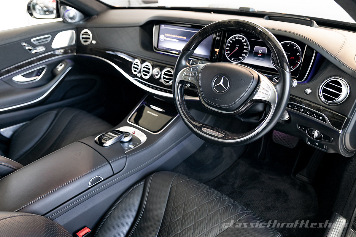 2015-Mercedes-Benz-Maybach-S600-Black-wm-39