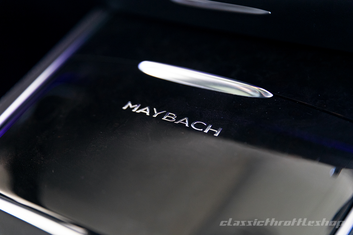 2015-Mercedes-Benz-Maybach-S600-Black-wm-47