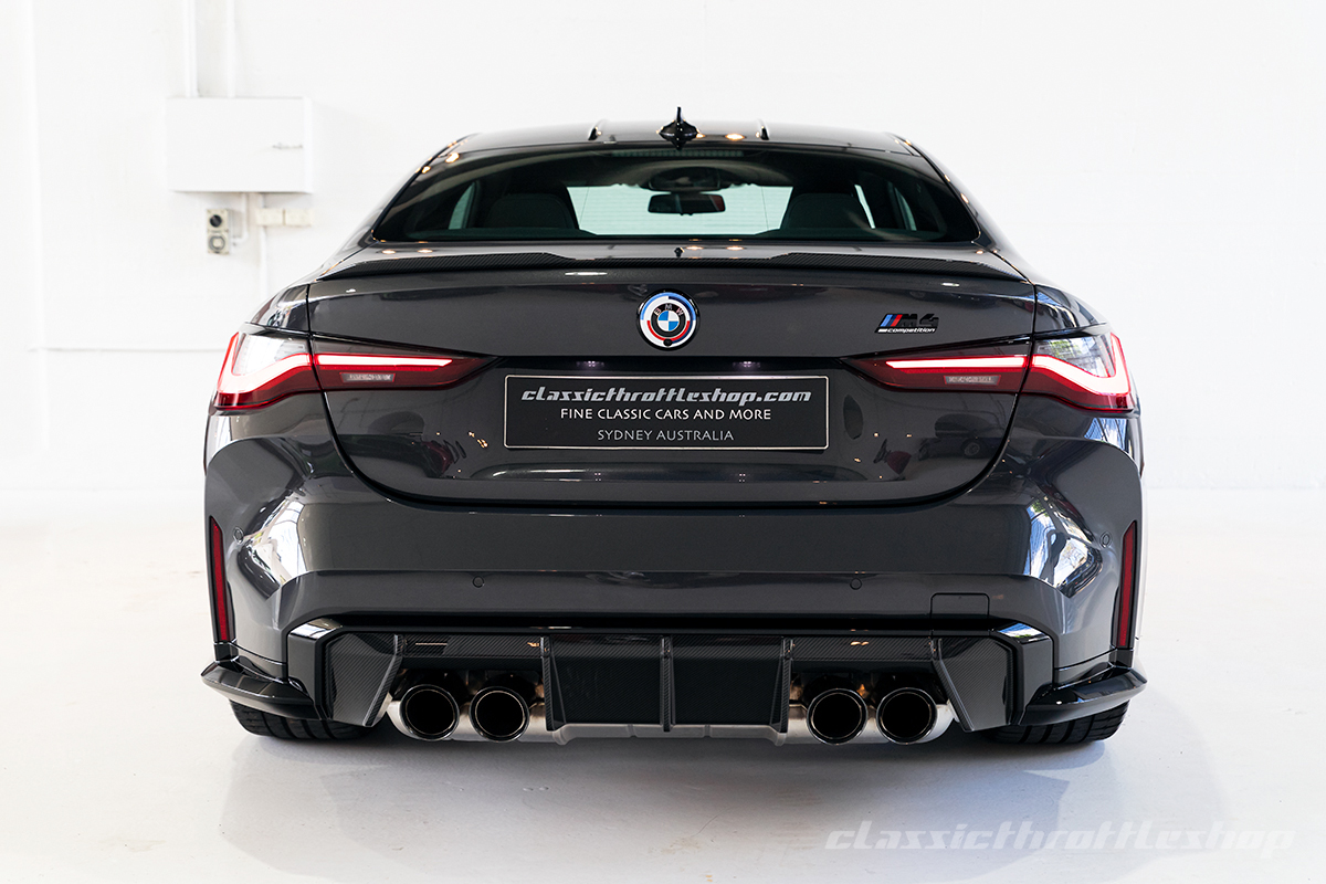 2023-BMW-M4-Edition-50-Jahre-10